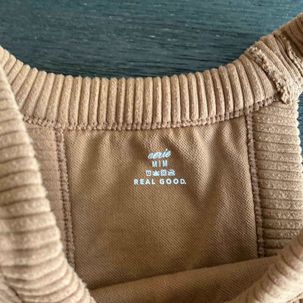 Aerie Seamless Ribbed high neck Crop Tank - Picture 3 of 7